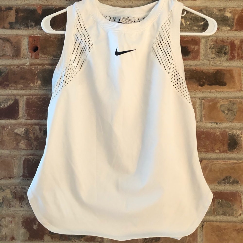 Nike dry fit tank